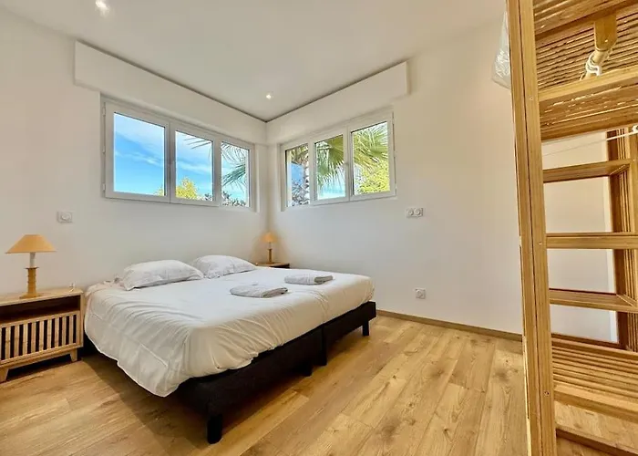 Florida, 8 Prs, Piscine, Clim, Parking Antibes